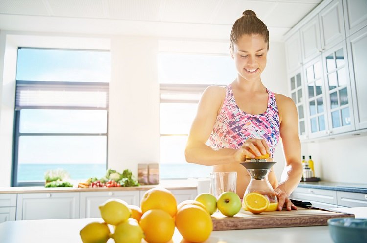 Difference Between Manual Juicer vs Electric Juicer